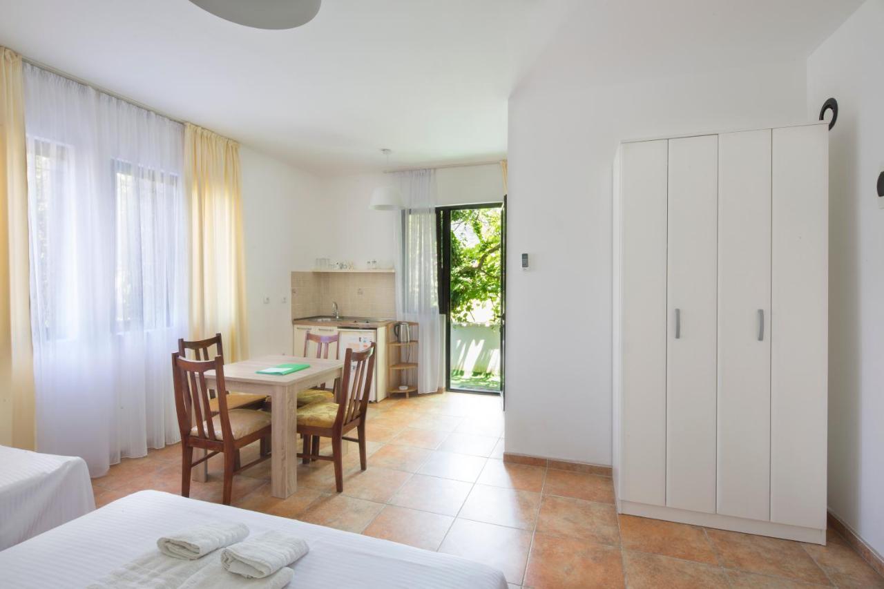 Apartments Al Parma Budva Exterior foto
